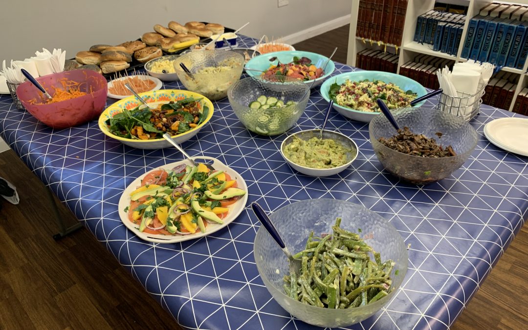 Ladies Lunch & Learn 5782
